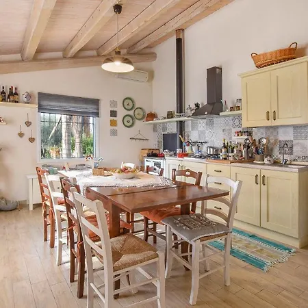 Awesome In With Wifi Holiday home